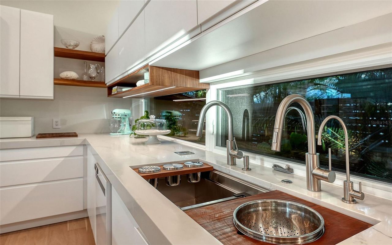 1731 Cunliff Lane, Sarasota, FL 34239 Photo