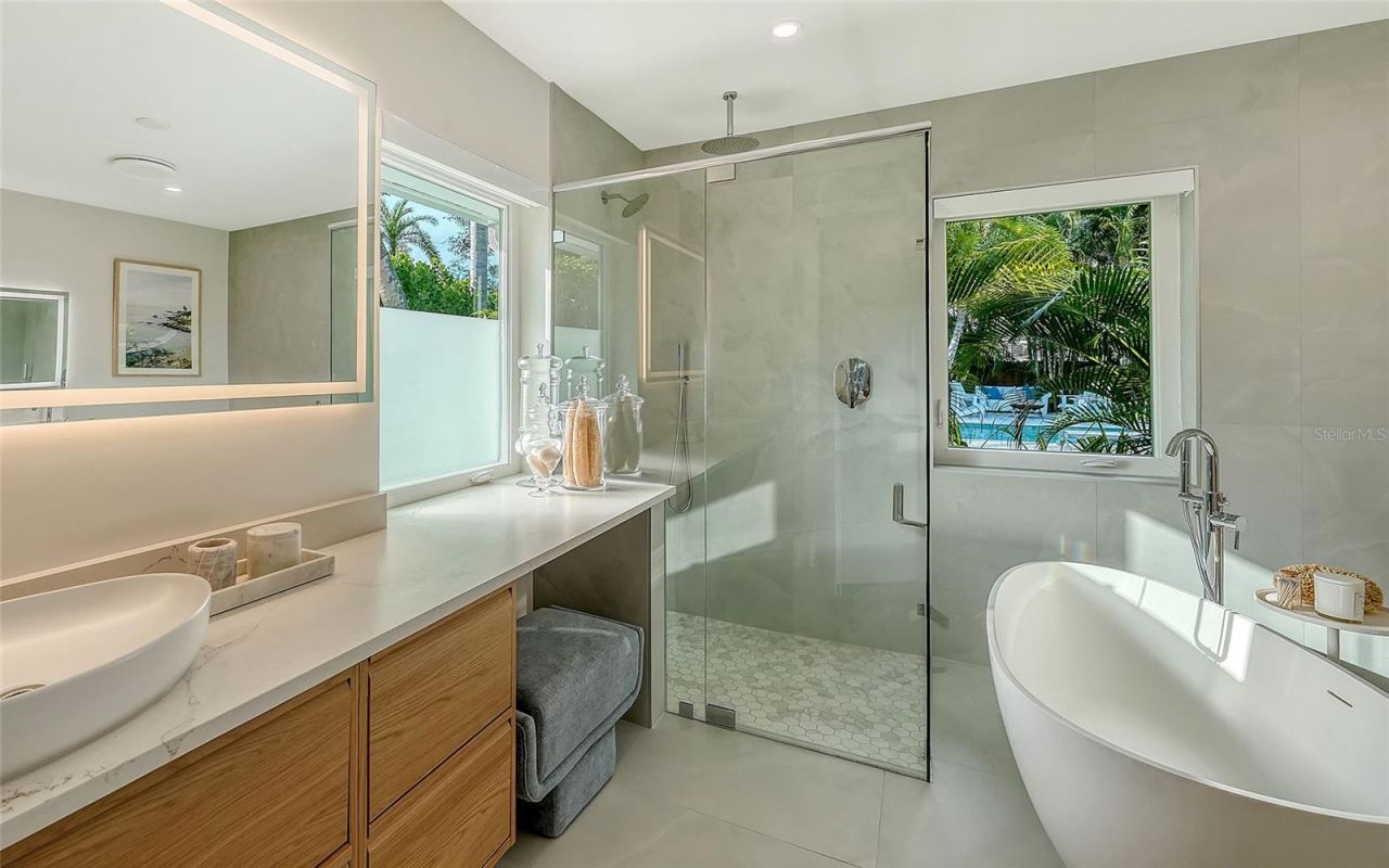 1731 Cunliff Lane, Sarasota, FL 34239 Photo