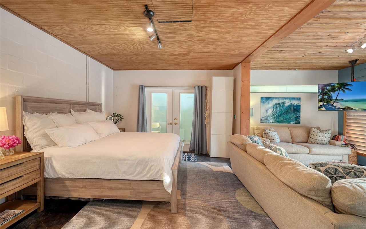 1731 Cunliff Lane, Sarasota, FL 34239 Photo