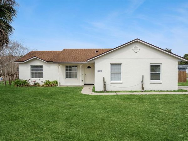 11045 PINE STREET, LEESBURG, FL 34788