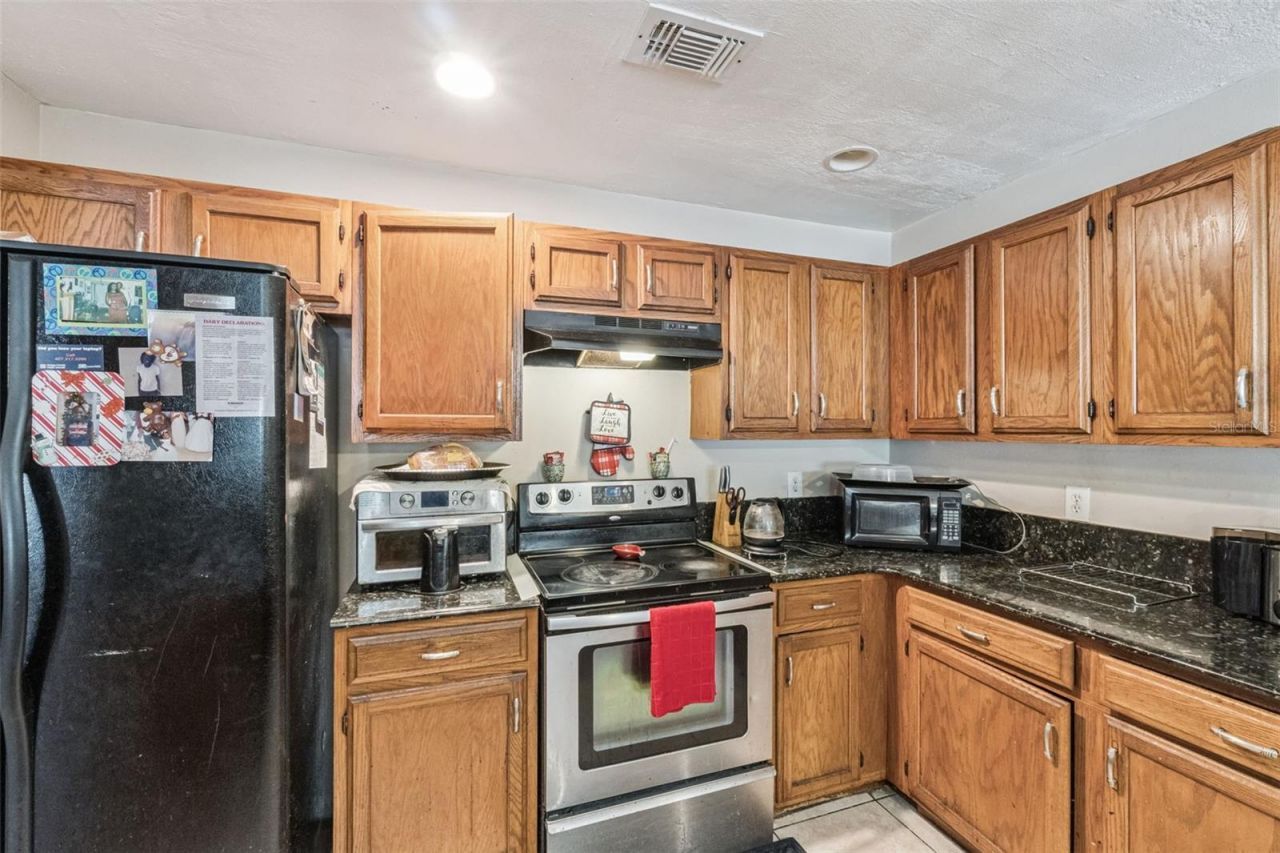 6815 Crescent Ridge Road, Orlando, FL 32810 Photo
