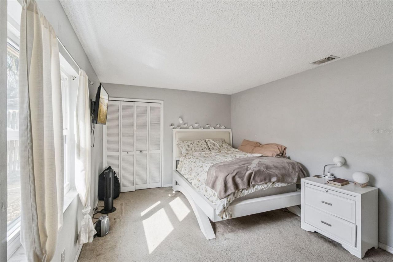 6815 Crescent Ridge Road, Orlando, FL 32810 Photo