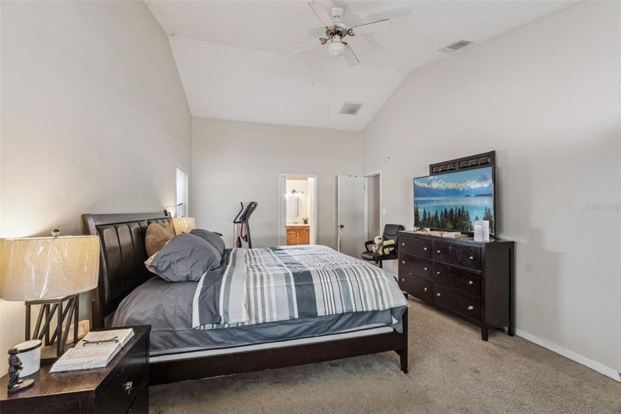 6815 Crescent Ridge Road, Orlando, FL 32810 Photo