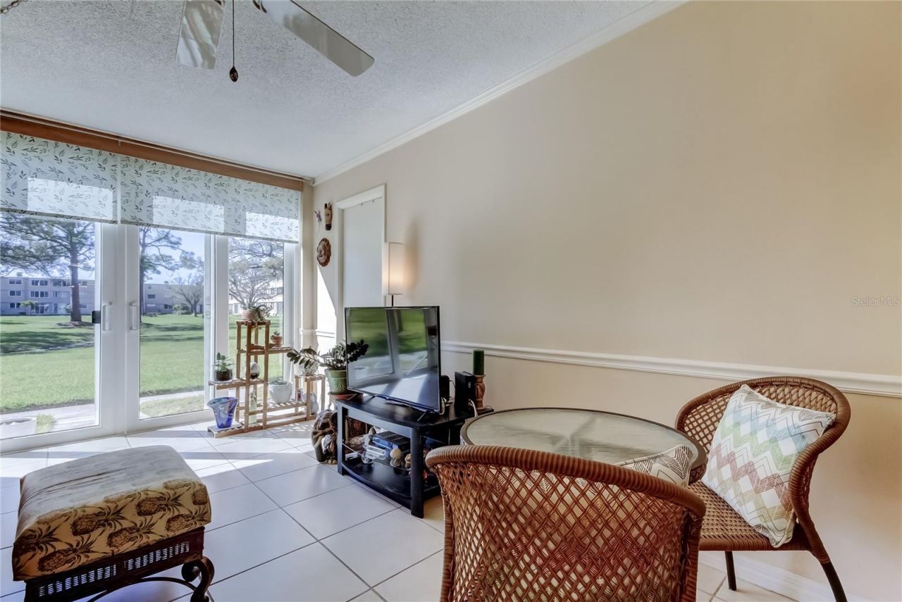 5095 Bay Street Ne, Unit 104, Saint Petersburg, FL 33703 Photo