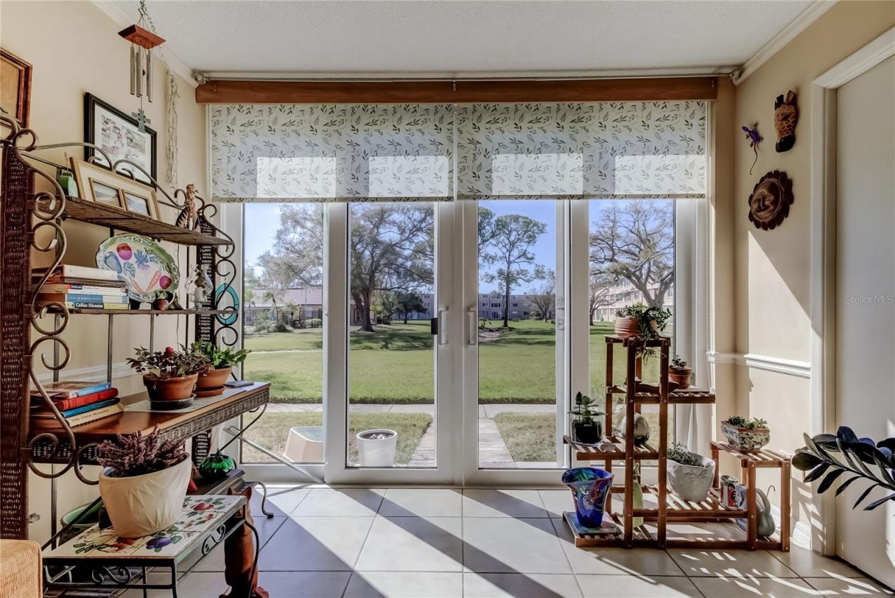 5095 Bay Street Ne, Unit 104, Saint Petersburg, FL 33703 Photo