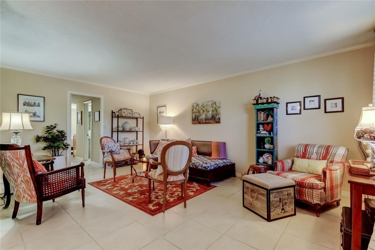 5095 Bay Street Ne, Unit 104, Saint Petersburg, FL 33703 Photo