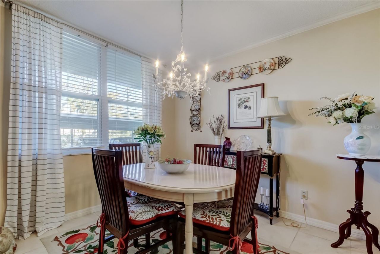 5095 Bay Street Ne, Unit 104, Saint Petersburg, FL 33703 Photo