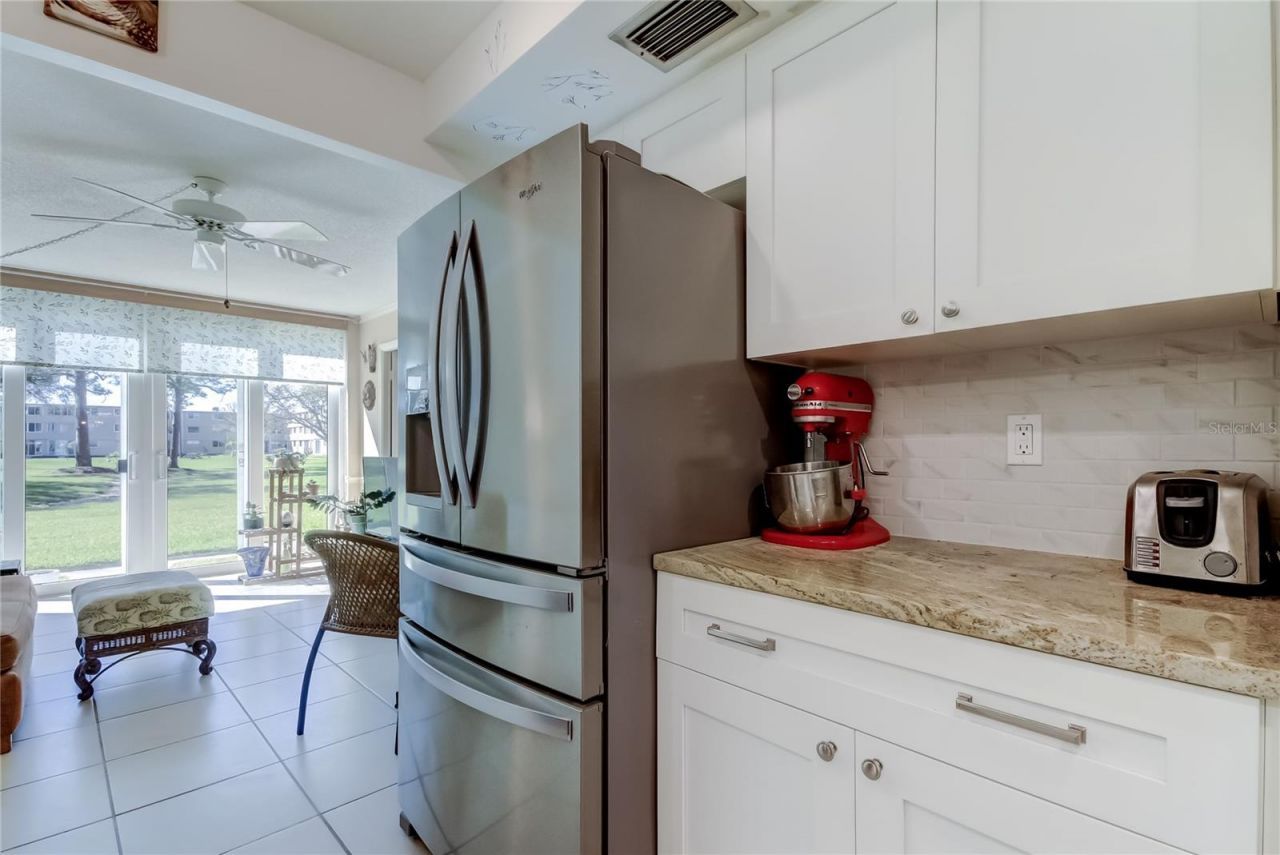 5095 Bay Street Ne, Unit 104, Saint Petersburg, FL 33703 Photo