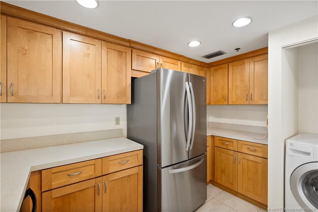 164 NE Edgewater Drive, Unit 2106, Stuart, FL 34996 Photo