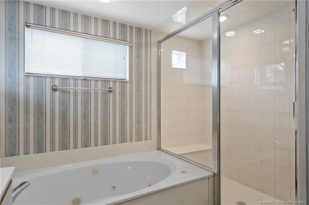 164 NE Edgewater Drive, Unit 2106, Stuart, FL 34996 Photo