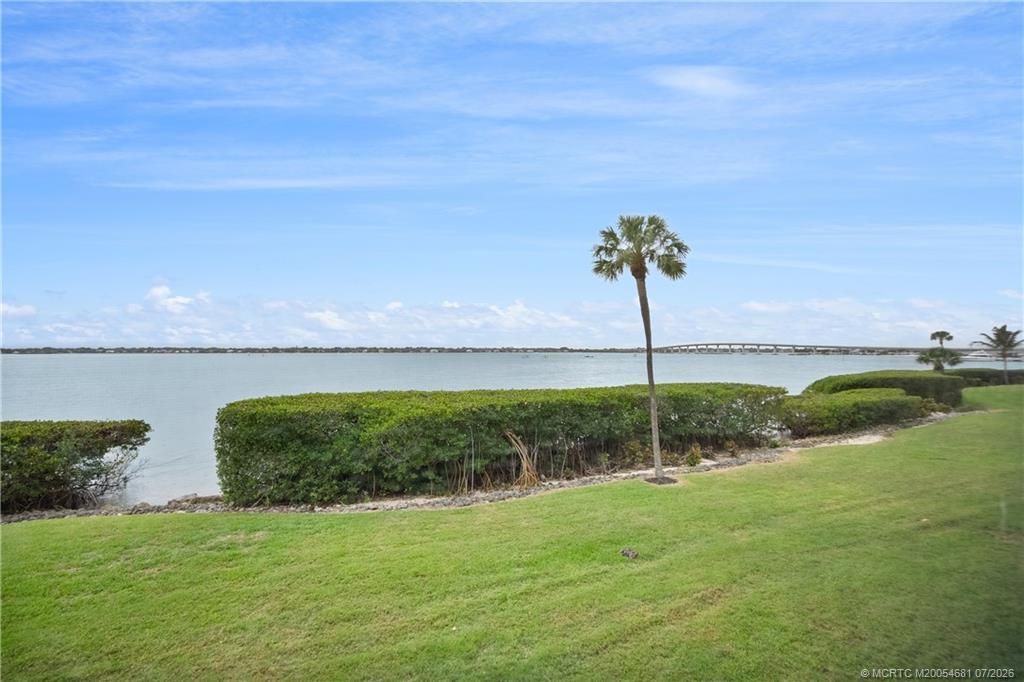 164 NE Edgewater Drive, Unit 2106, Stuart, FL 34996 Photo