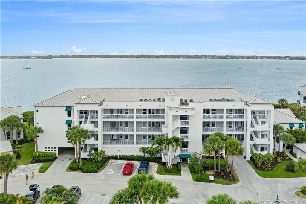 164 NE Edgewater Drive, Unit 2106, Stuart, FL 34996 Photo