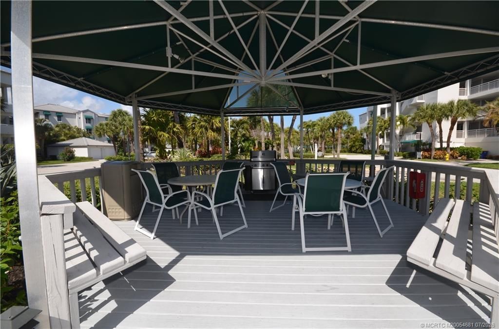 164 NE Edgewater Drive, Unit 2106, Stuart, FL 34996 Photo