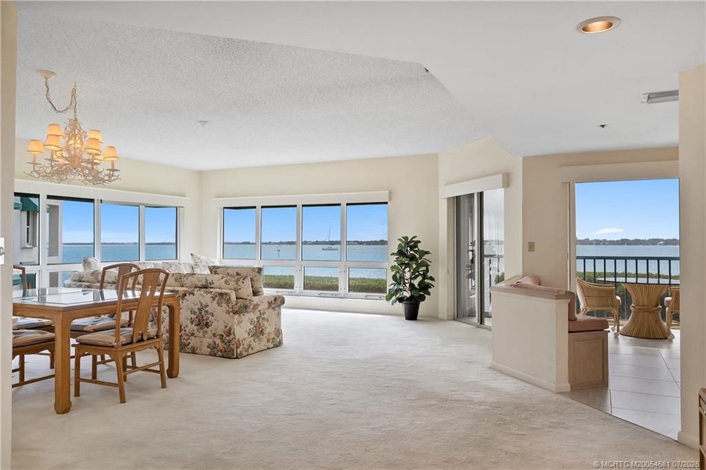 164 NE Edgewater Drive, Unit 2106, Stuart, FL 34996 Photo