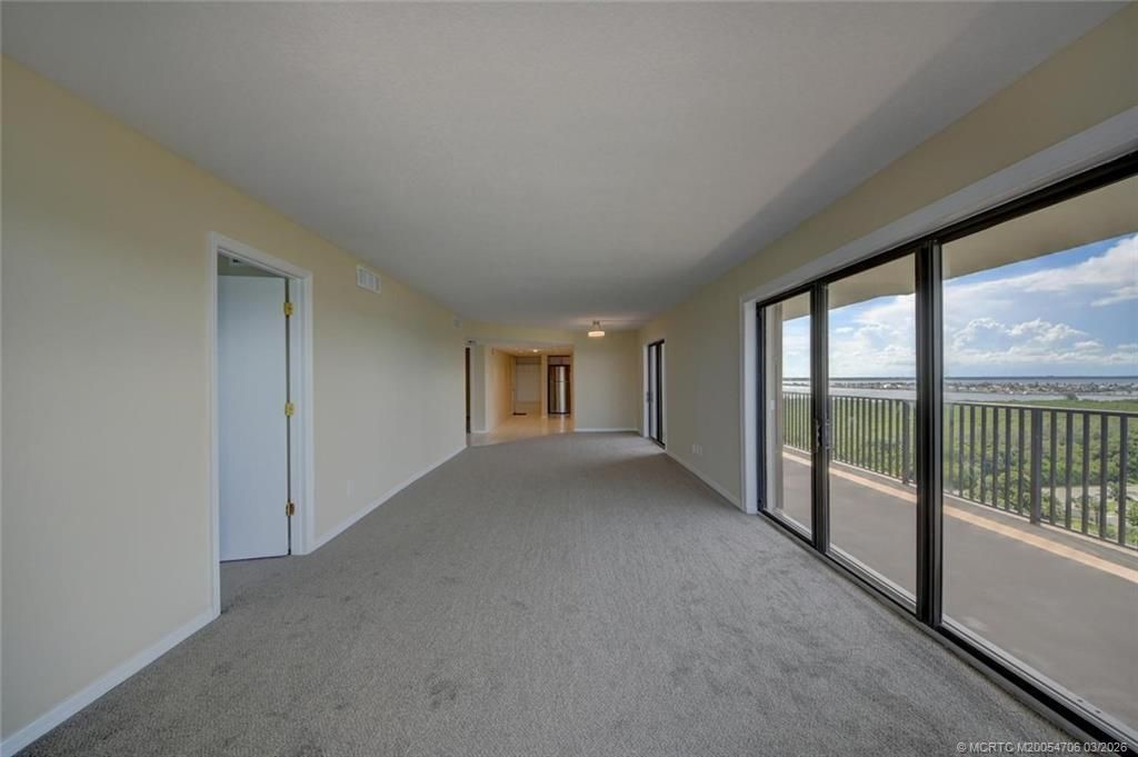 10044 S Ocean Drive, Unit 1202, Jensen Beach, FL 34957 Photo