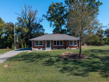 74 Summit, Burnside, KY 42519