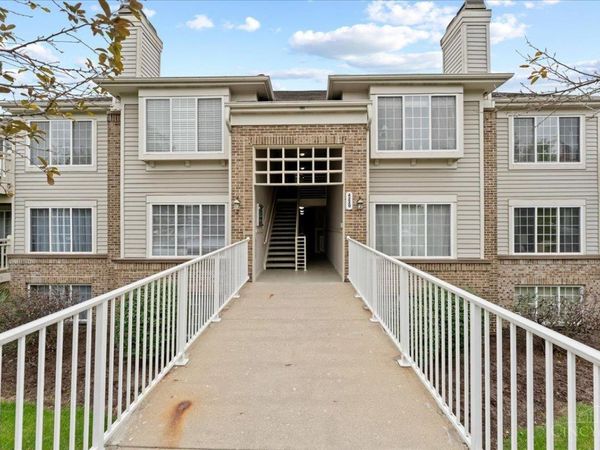 4220 Endeavor Drive, Unit 302, Colerain Twp, OH 45252