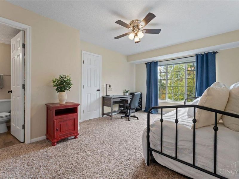 4220 Endeavor Drive, Unit 302, Colerain Township, OH 45252 Photo 18