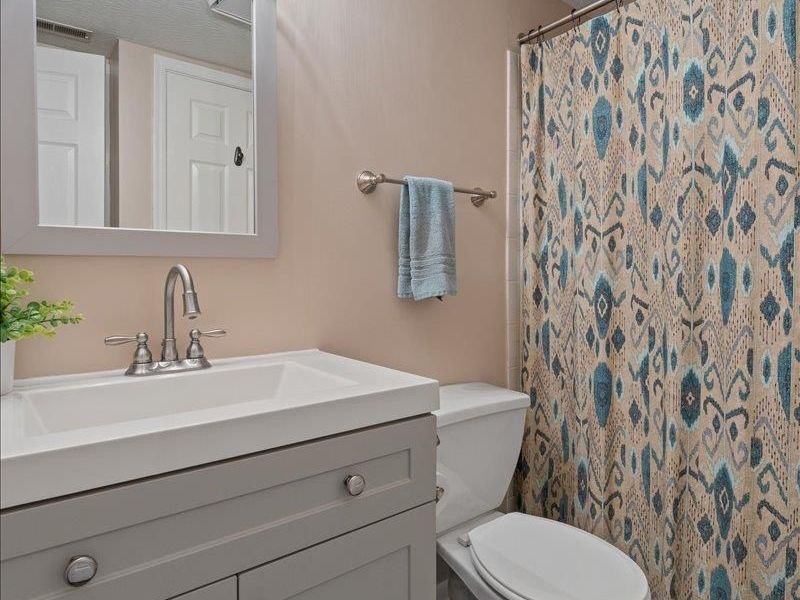 4220 Endeavor Drive, Unit 302, Colerain Township, OH 45252 Photo 19