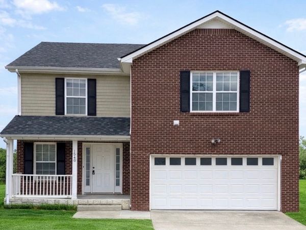 1540 Buchanon Dr , Clarksville, TN 37042