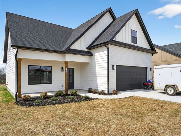 165 Cripps Ln , Smithville, TN 37166