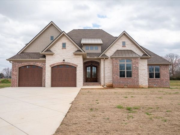 1238 Baylee Cir , Lawrenceburg, TN 38464