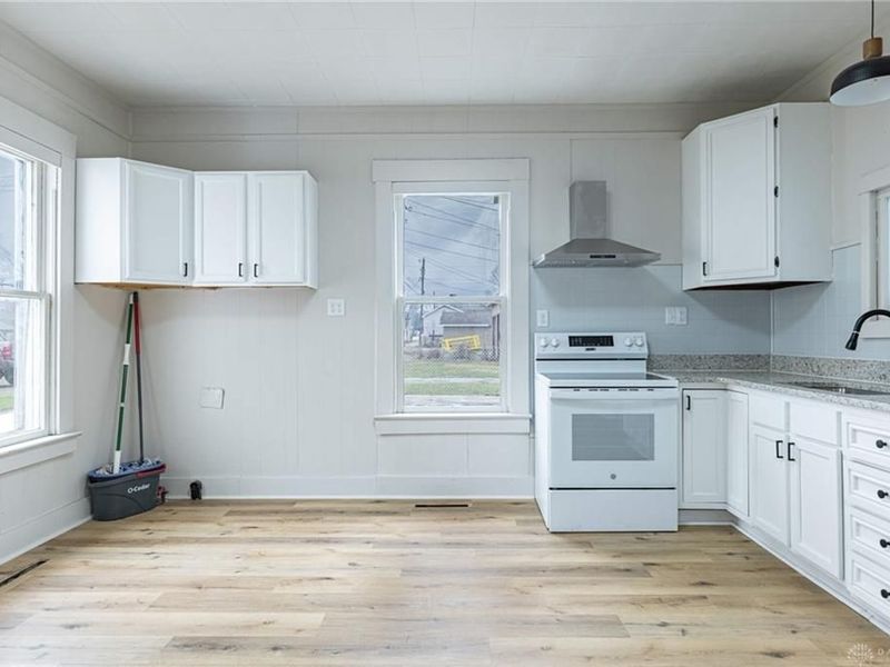 453 Walnut Street, Xenia, OH 45385 Photo 5