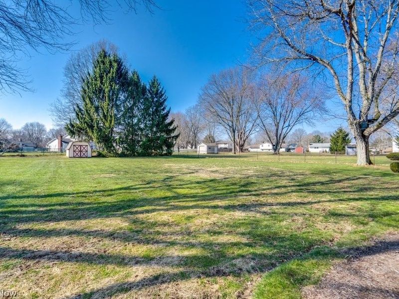 7716 Cheryl Lane NW, Massillon, OH 44646 Photo 3