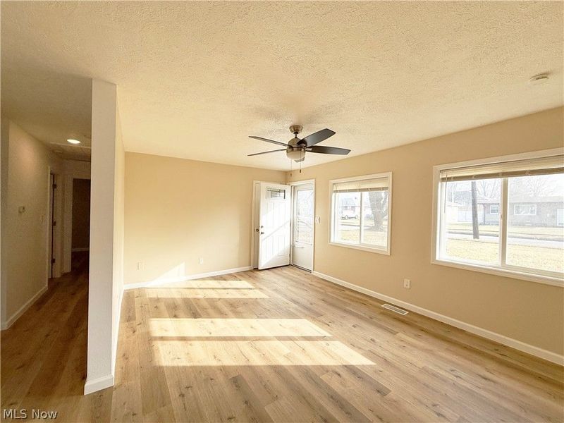 1528 Maine Avenue, Lorain, OH 44052 Photo 11