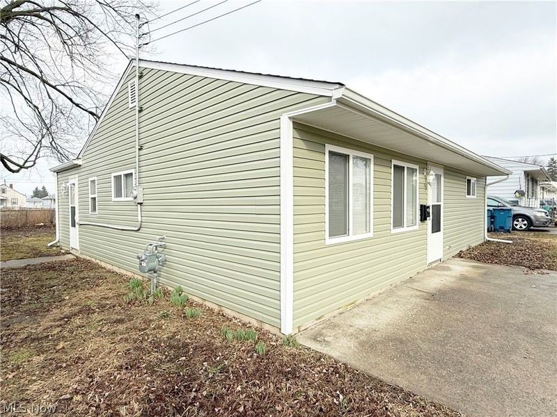 1528 Maine Avenue, Lorain, OH 44052 Photo 2