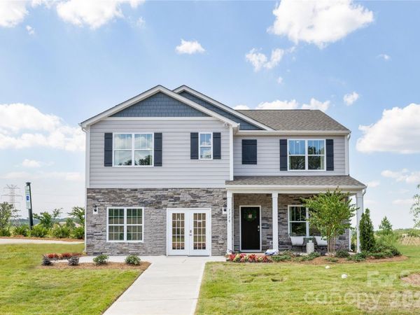 57 Laurel Pointe Drive, Waynesville, NC 28785