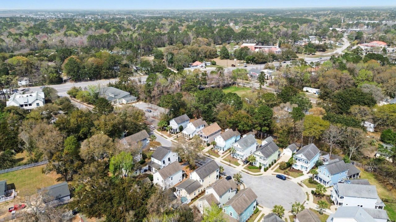 1141 Wexford Park Photo 47