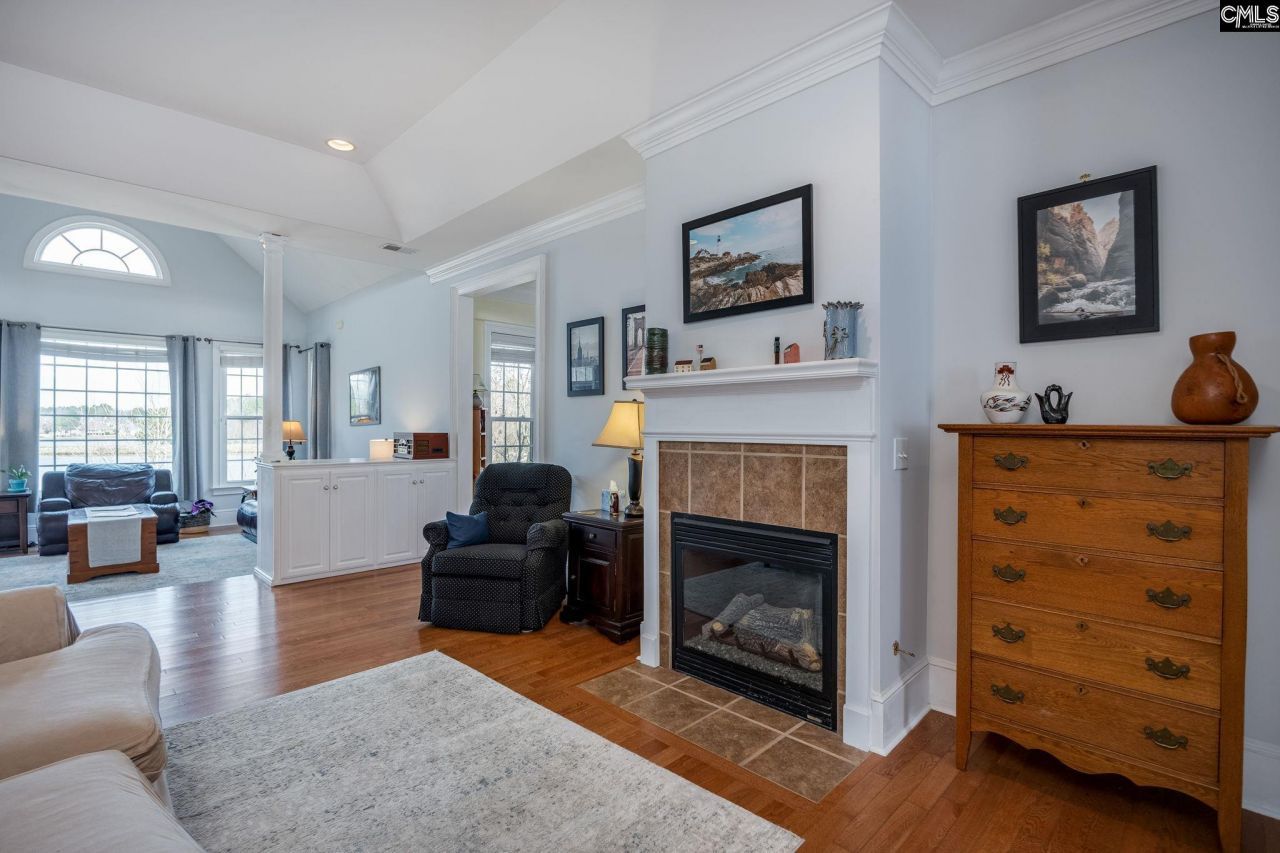 115 Fallen Oak Drive Photo 15