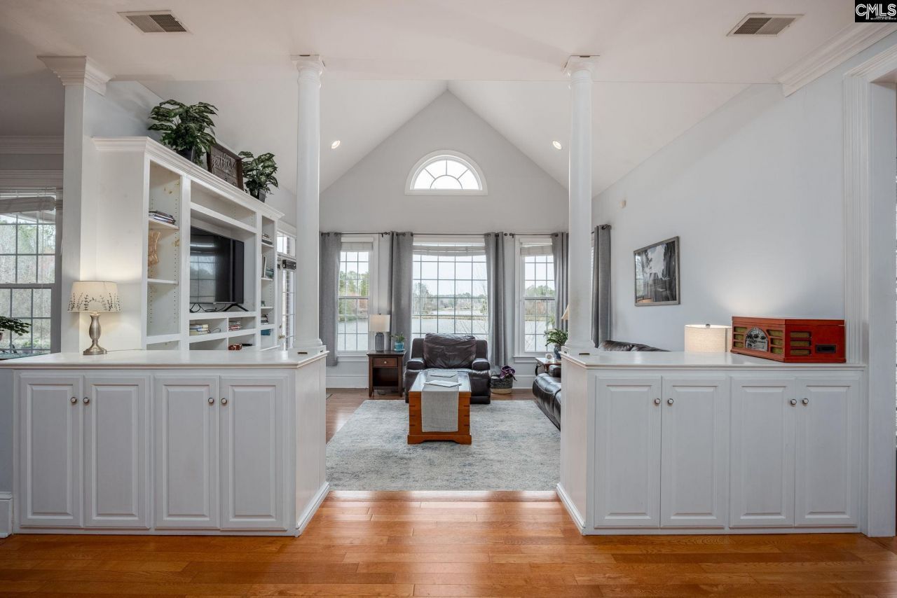 115 Fallen Oak Drive Photo 19