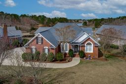 115 Fallen Oak Drive photo 4