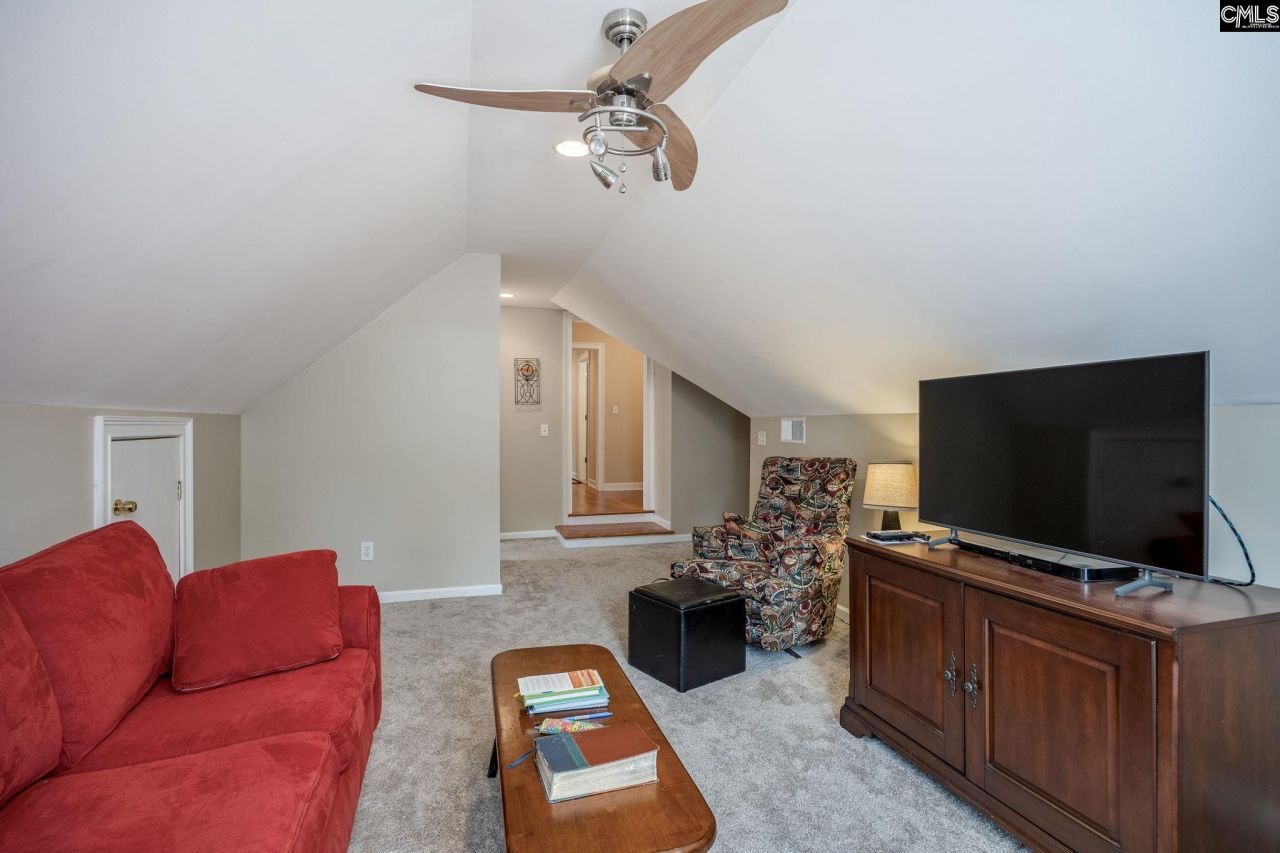 115 Fallen Oak Drive Photo 55