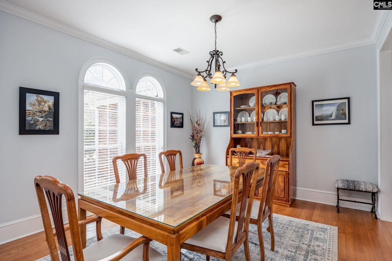 115 Fallen Oak Drive Photo 9