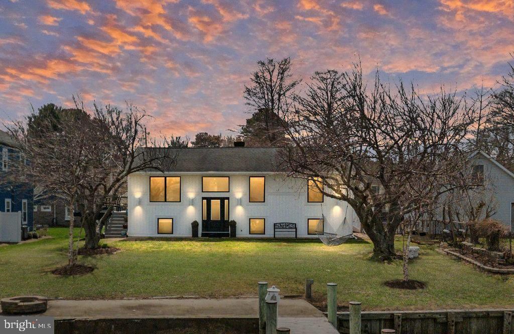 816 Chester River Drive, Grasonville, MD 21638 Main Photo