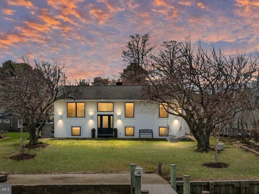 816 Chester River Drive, Grasonville, MD 21638 Main Photo