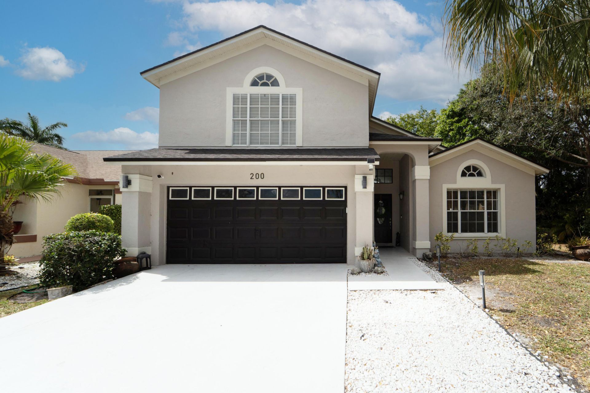 200 Trails End, West Palm Beach, FL 33413 Photo