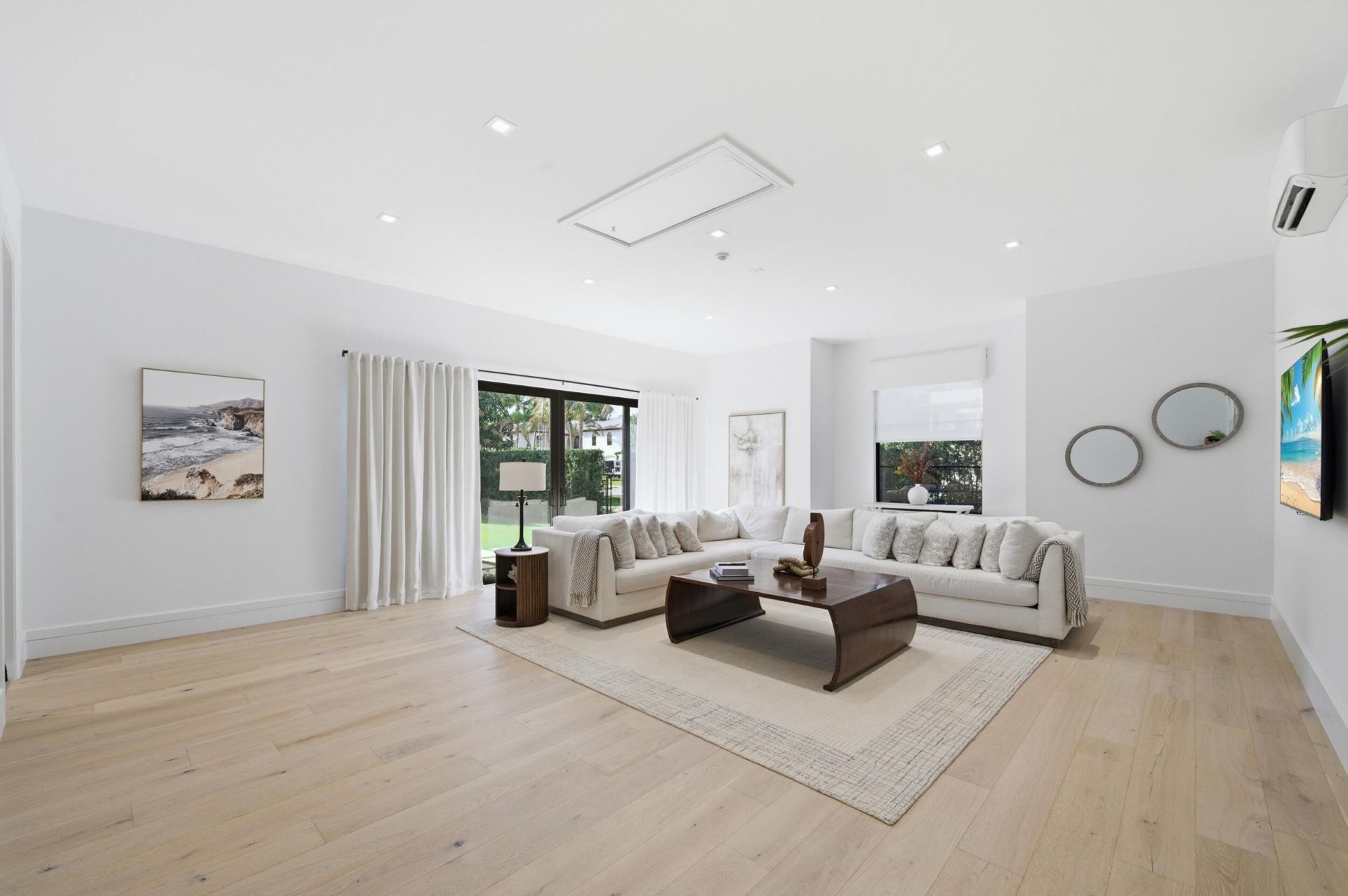 248 E Lakewood Road, West Palm Beach, FL 33405 Photo