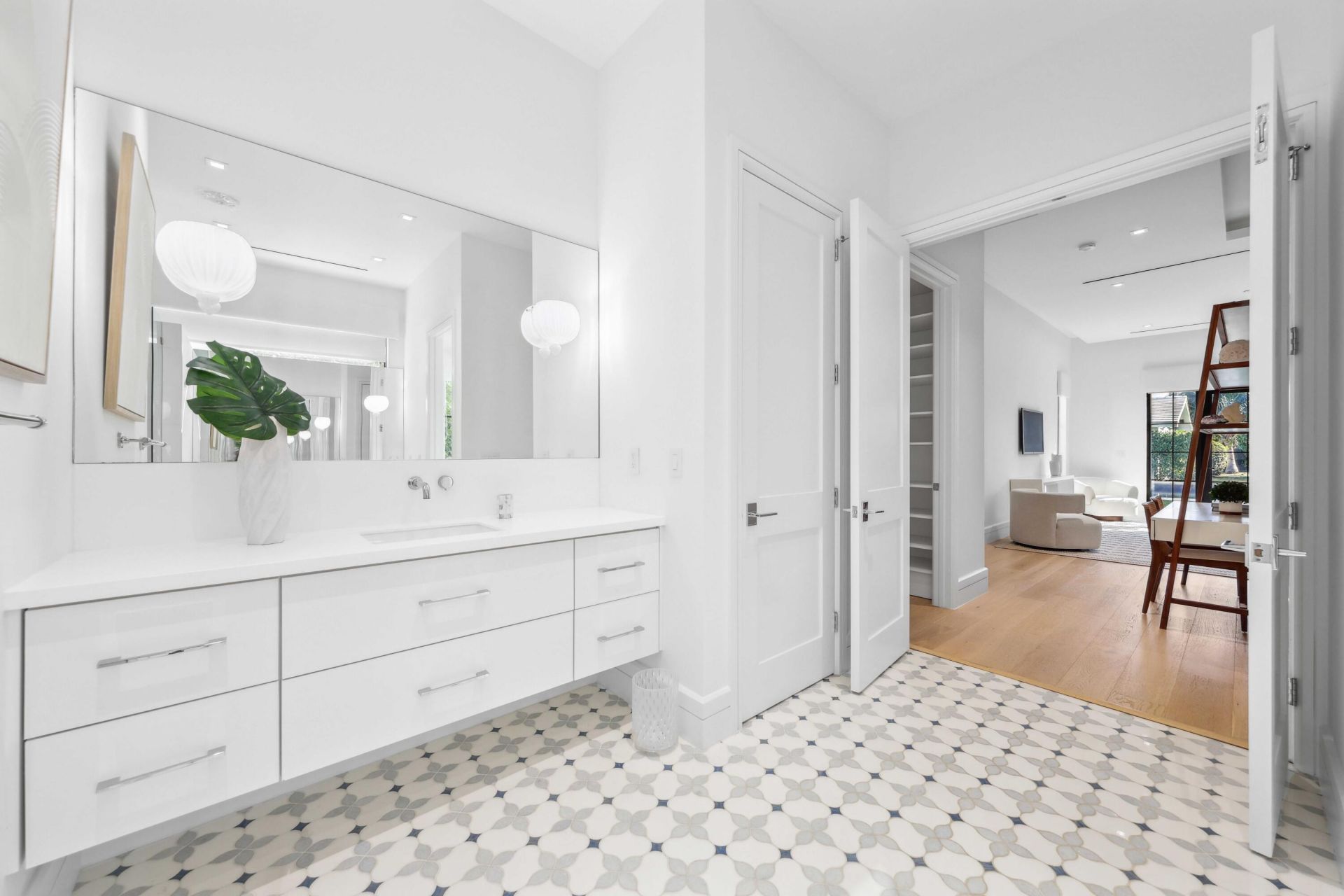 248 E Lakewood Road, West Palm Beach, FL 33405 Photo