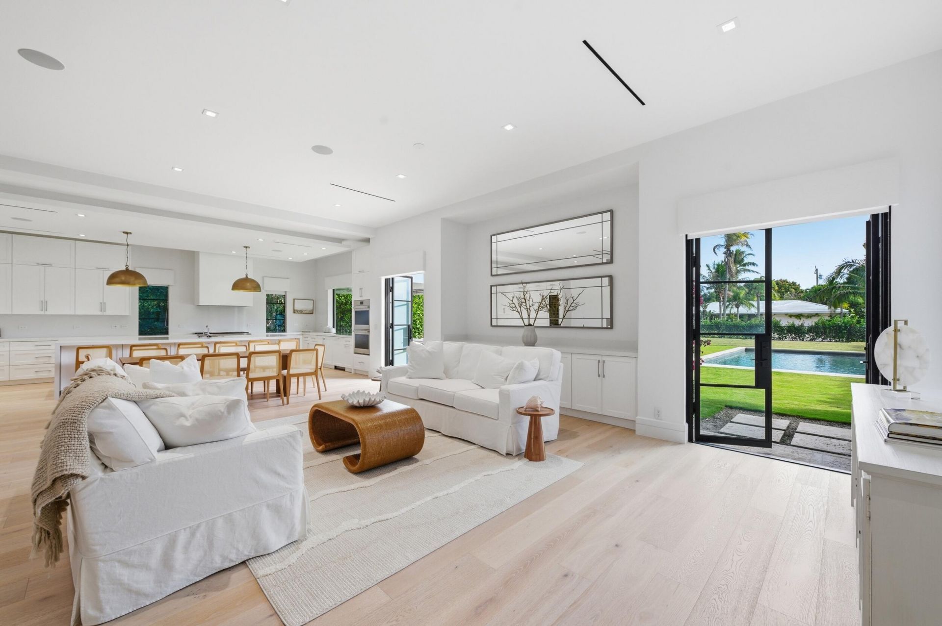 248 E Lakewood Road, West Palm Beach, FL 33405 Photo