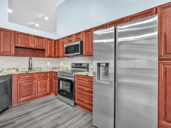 2831 NW 111TH AVE, Sunrise, FL 33322