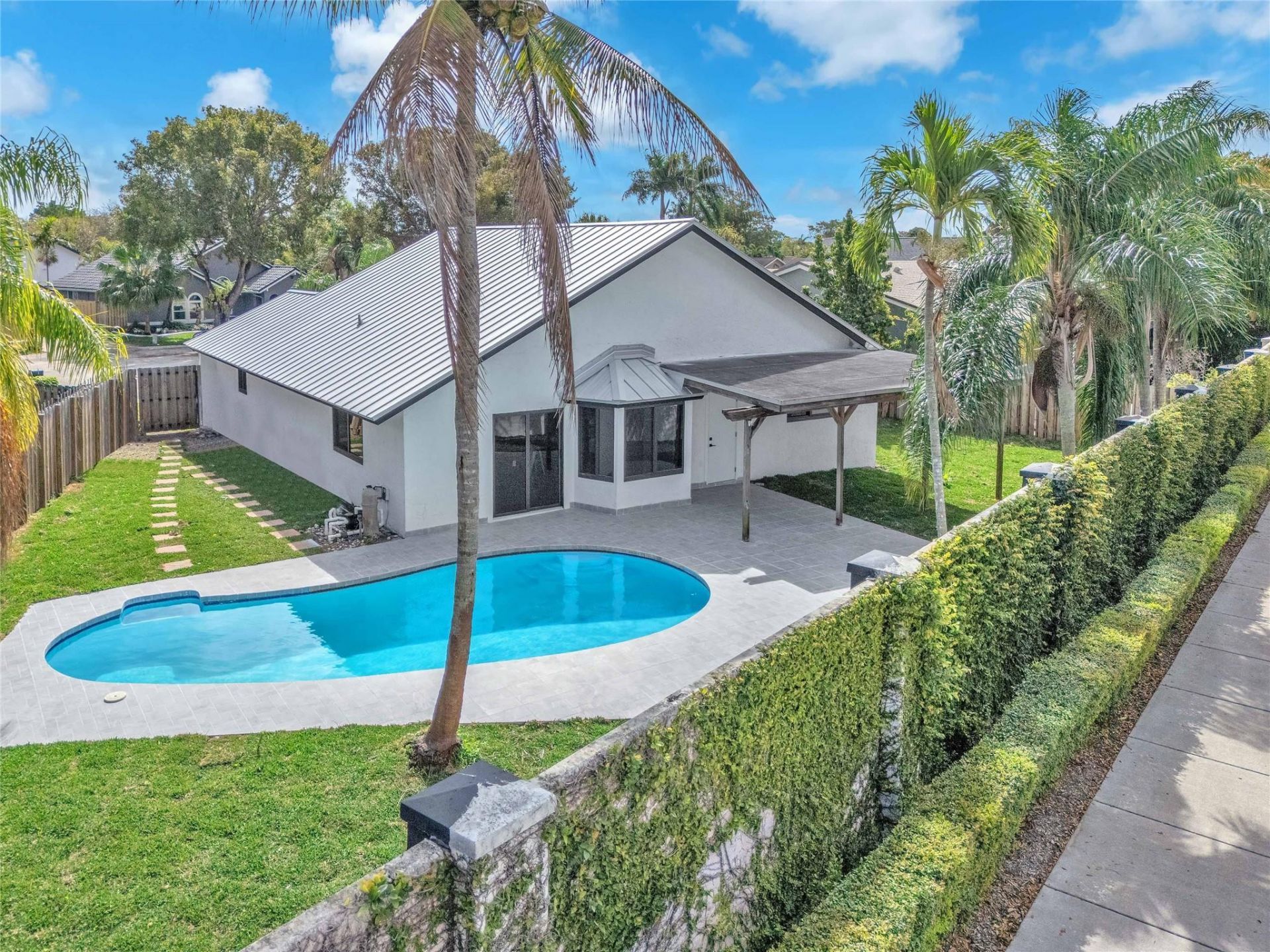 2831 NW 111th Avenue, Sunrise, FL 33322 Photo