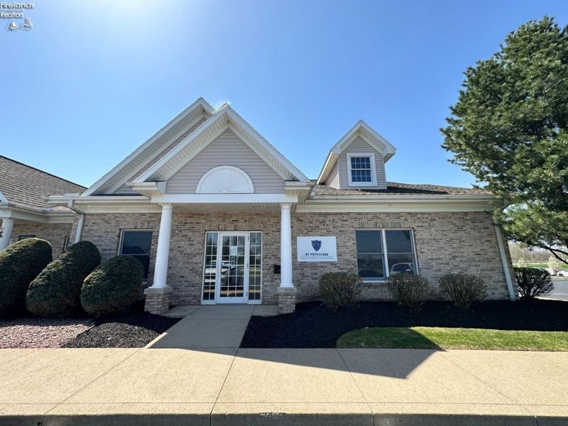 1355 W Main Street, Bellevue, OH 44811 Photo 1