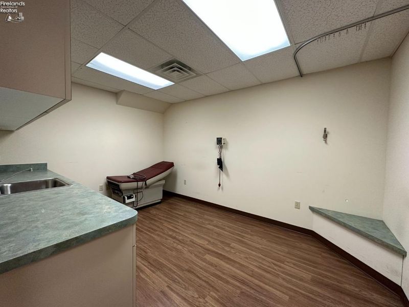 1355 W Main Street, Bellevue, OH 44811 Photo 15