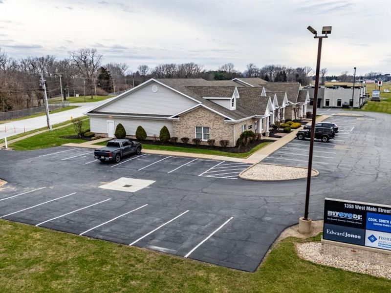 1355 W Main Street, Bellevue, OH 44811 Photo 2