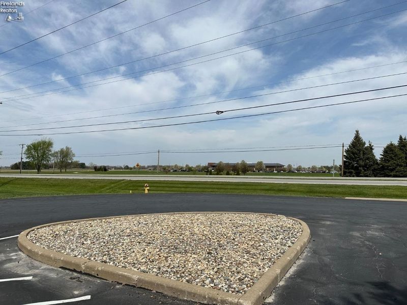 1355 W Main Street, Bellevue, OH 44811 Photo 25