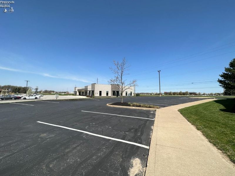 1355 W Main Street, Bellevue, OH 44811 Photo 8